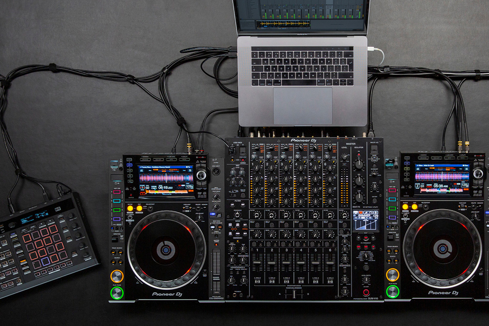 完整的 Pioneer DJ 设备配置