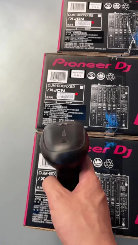 ADJ 2022