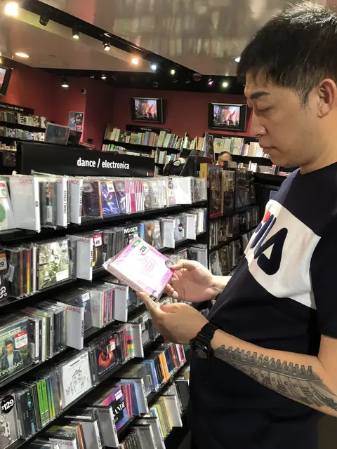 ADJ 2018