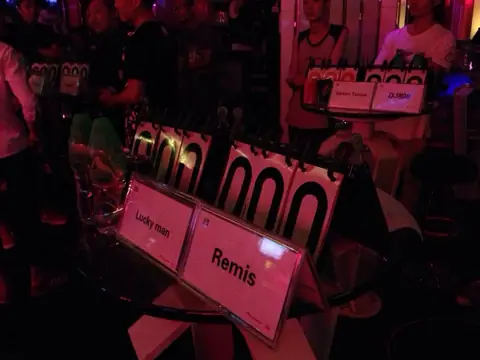 ADJ 2013