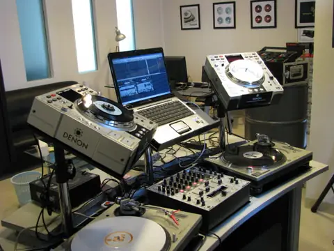 ADJ 2007
