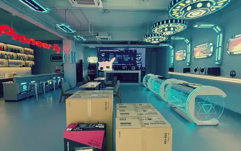 ADJ 2025