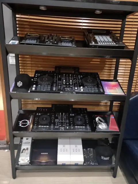 ADJ 2019