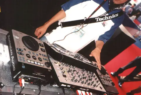 ADJ 2003