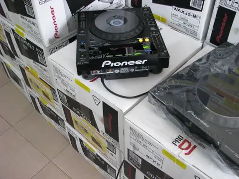ADJ 2010