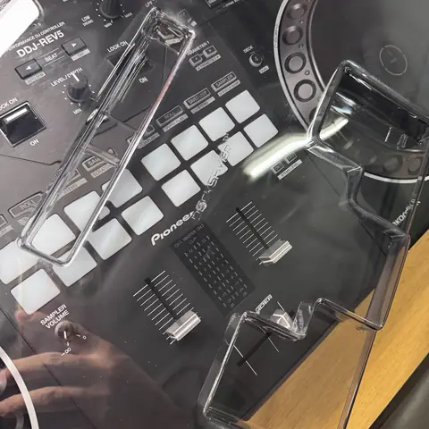 ADJ 2025