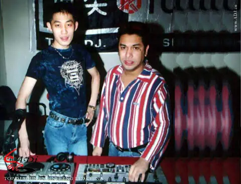 ADJ 2004
