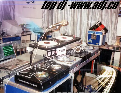 ADJ 2004