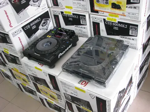 ADJ 2010