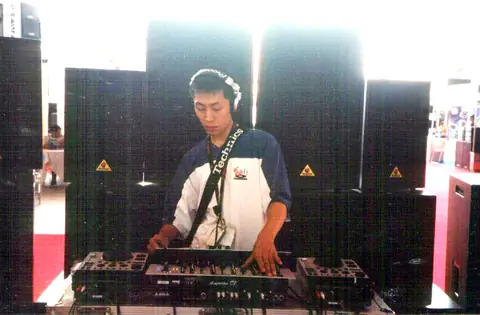 ADJ 2003