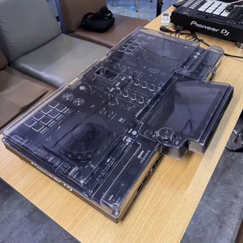 ADJ 2025