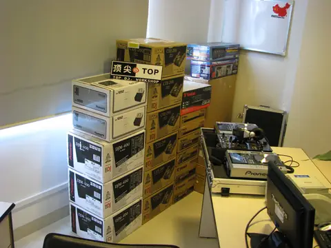 ADJ 2008