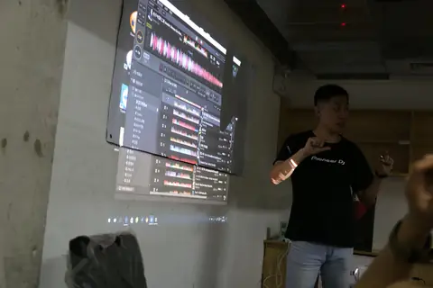 ADJ 2017