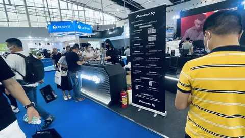 ADJ 2023